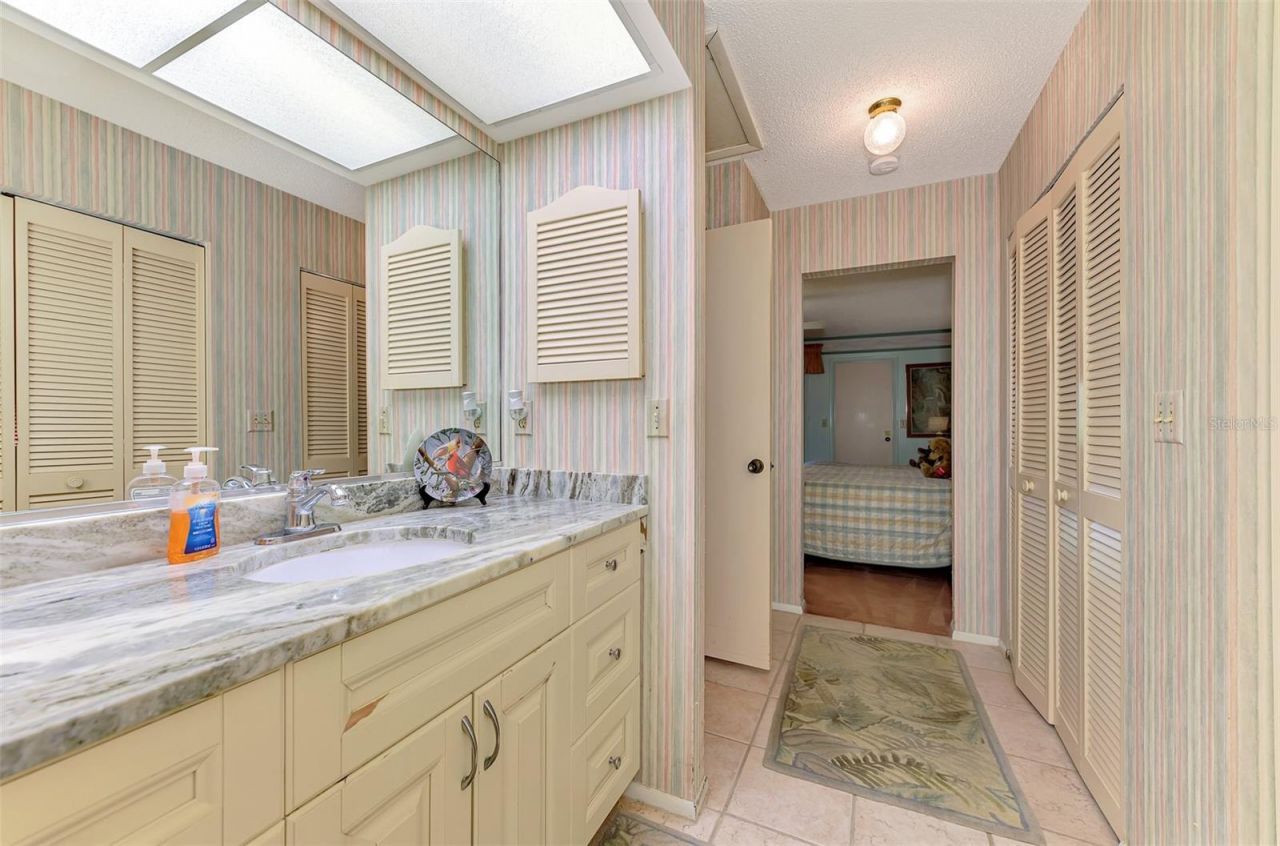 6698 Draw Lane, Unit 140, Sarasota, FL 34238 Photo