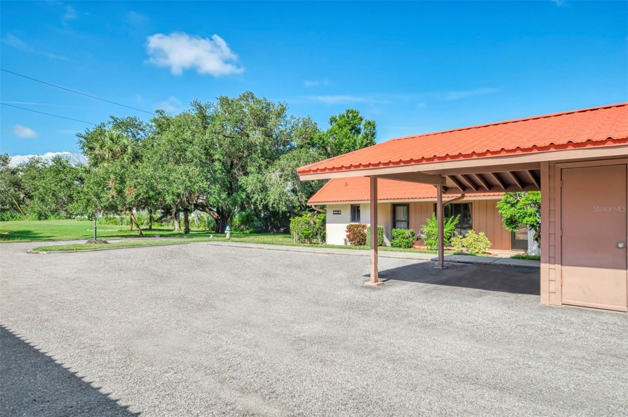 6698 Draw Lane, Unit 140, Sarasota, FL 34238 Photo