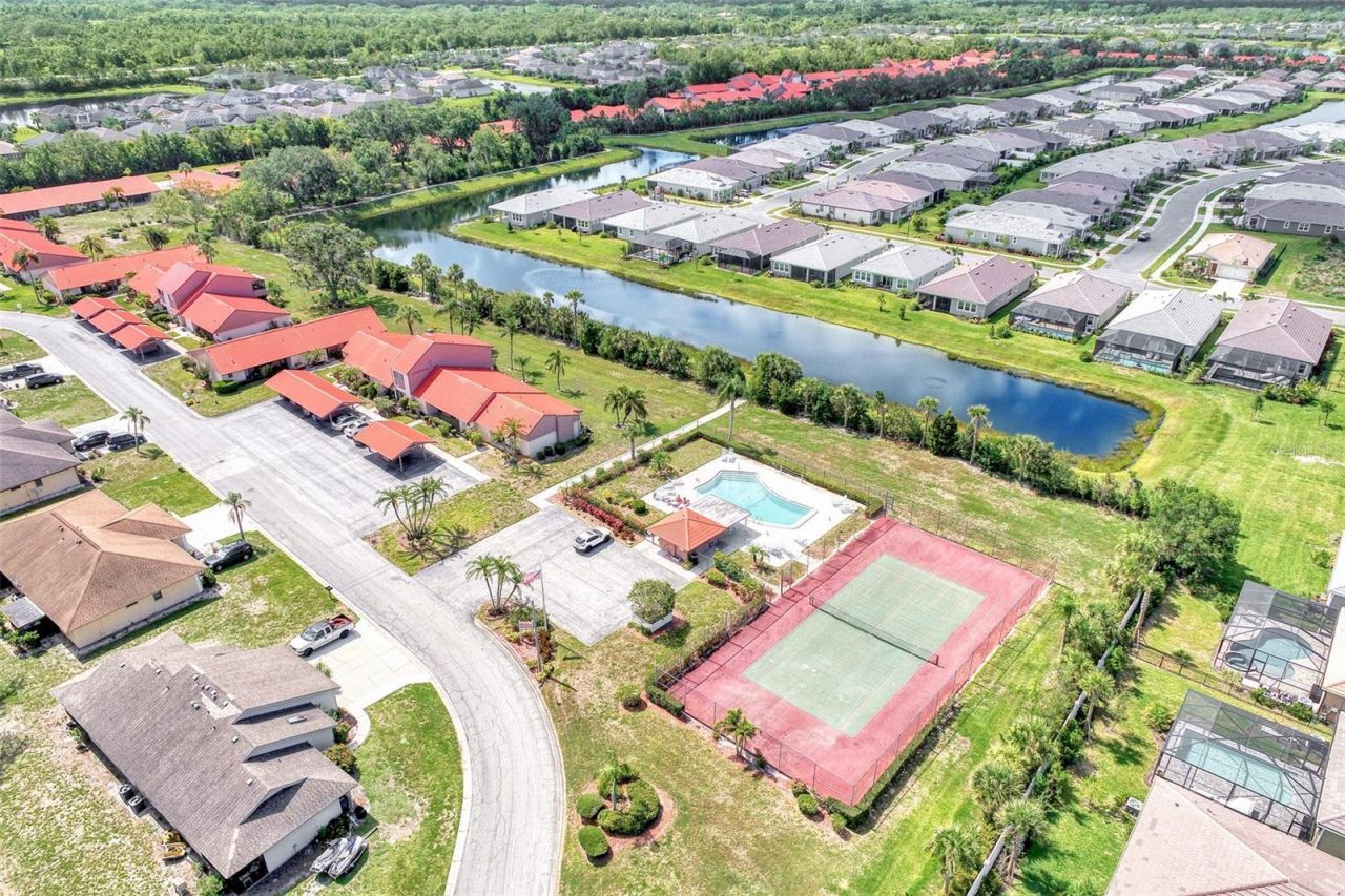 6698 Draw Lane, Unit 140, Sarasota, FL 34238 Photo