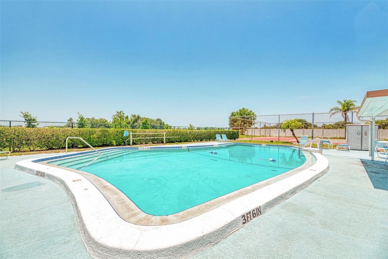 6698 Draw Lane, Unit 140, Sarasota, FL 34238 Photo