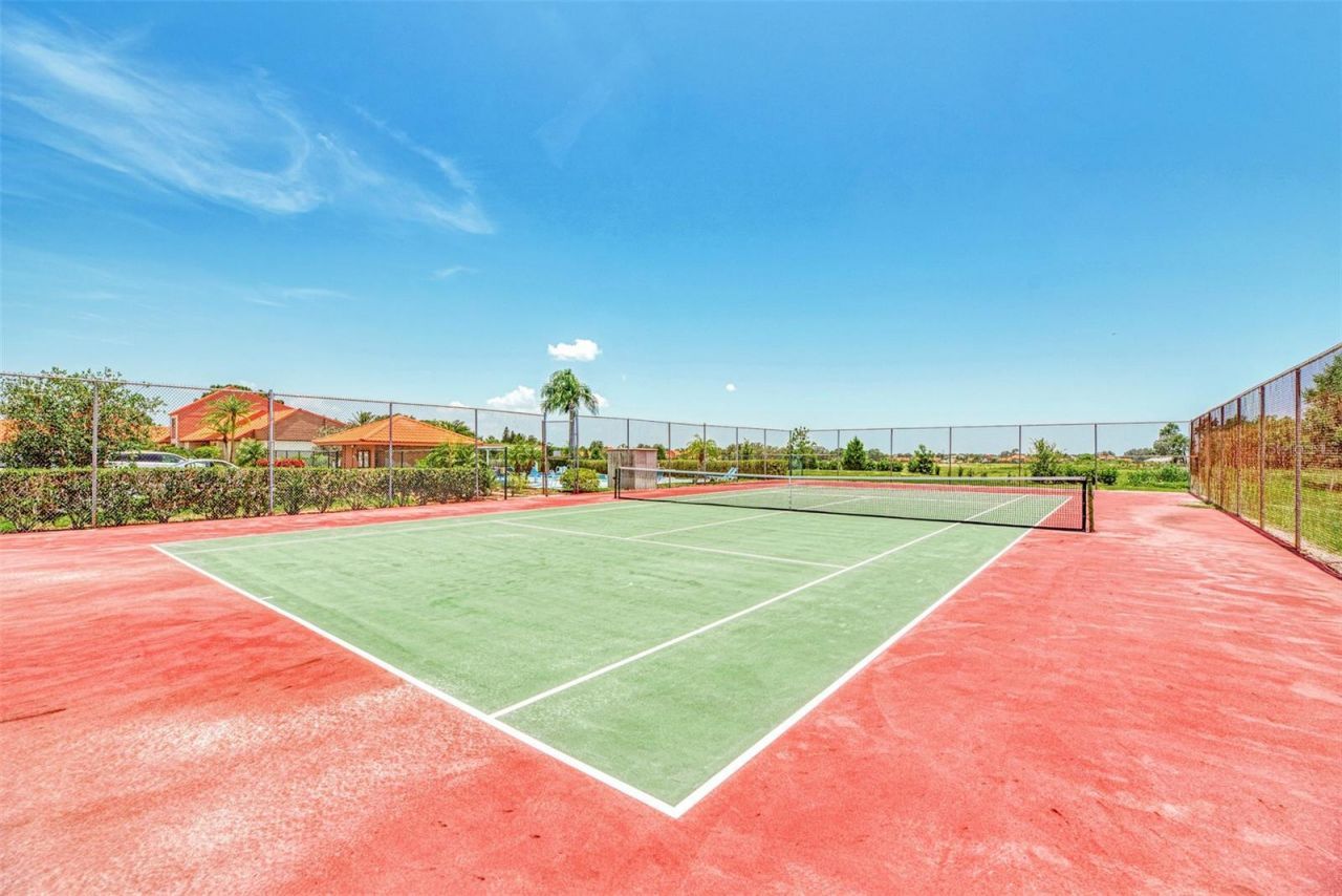 6698 Draw Lane, Unit 140, Sarasota, FL 34238 Photo