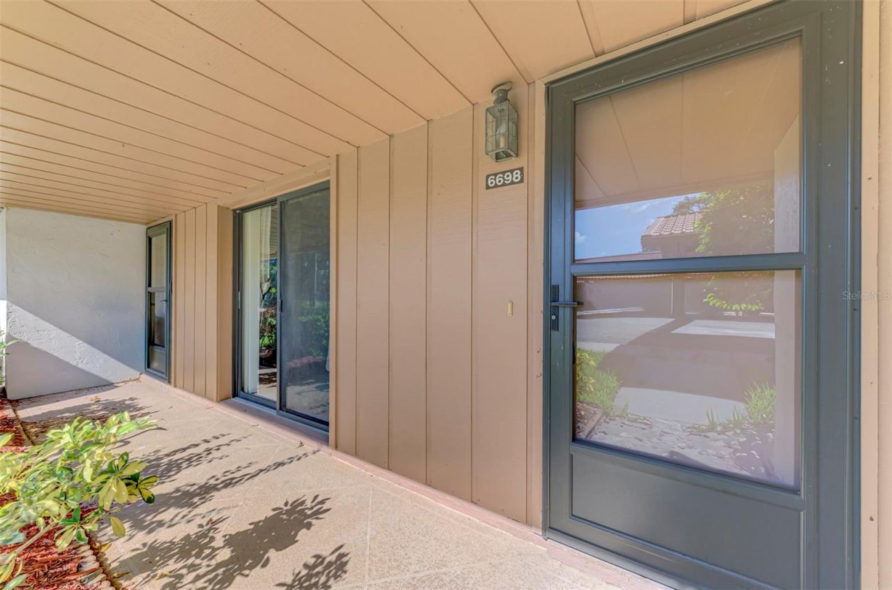 6698 Draw Lane, Unit 140, Sarasota, FL 34238 Photo