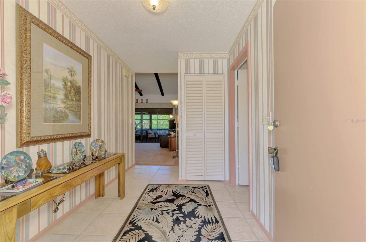 6698 Draw Lane, Unit 140, Sarasota, FL 34238 Photo