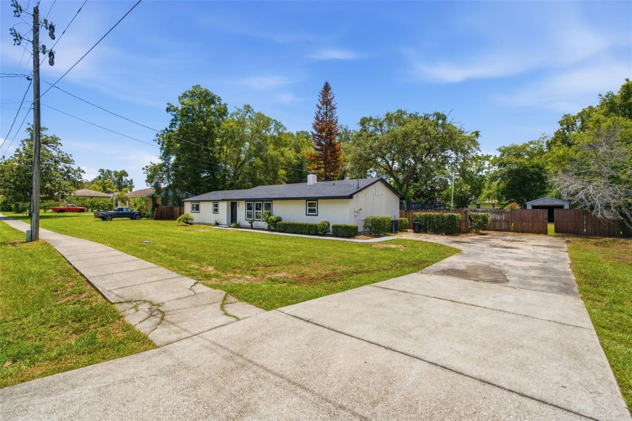 147 Colomba Road, Debary, FL 32713 Photo
