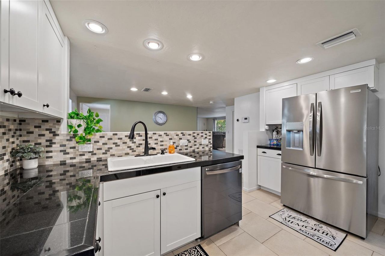 3376 7th Street, Sarasota, FL 34237 Photo
