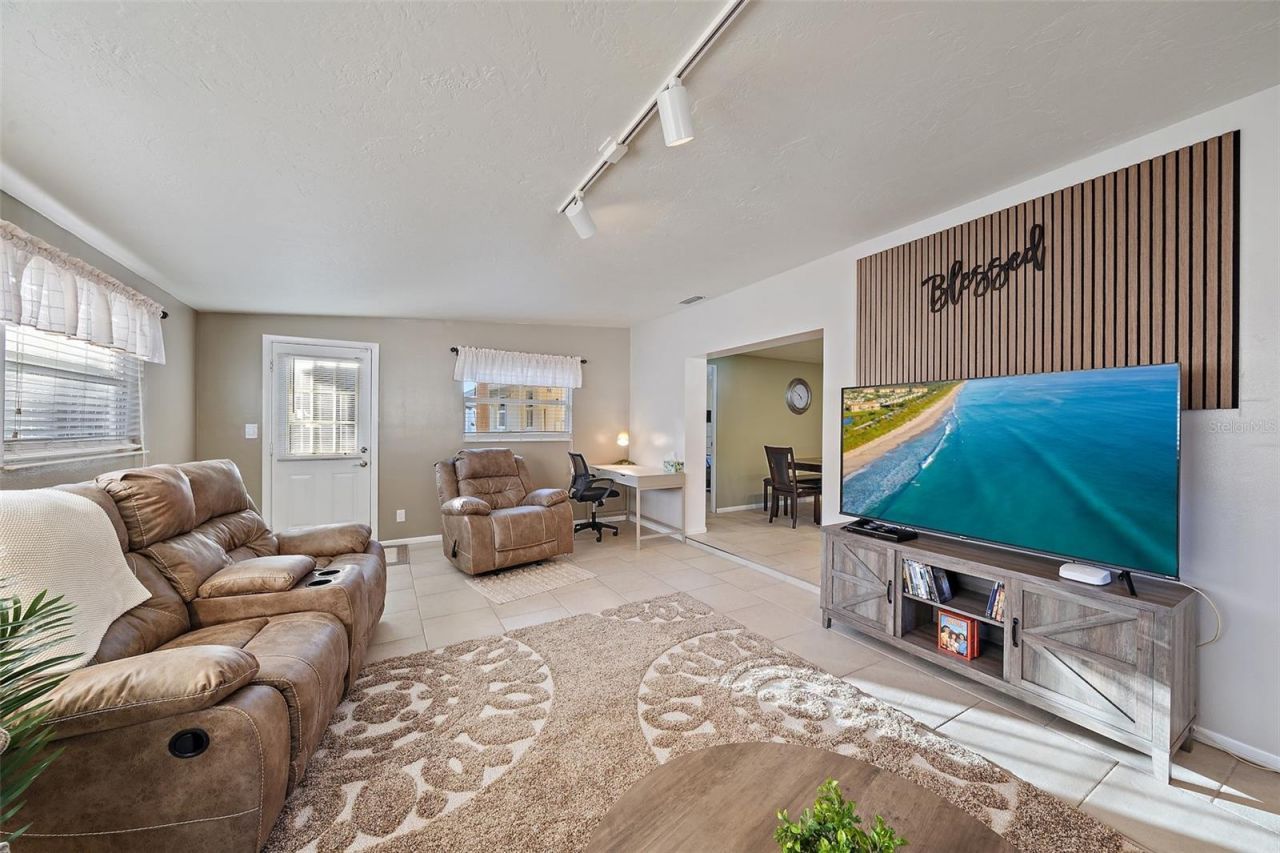 3376 7th Street, Sarasota, FL 34237 Photo