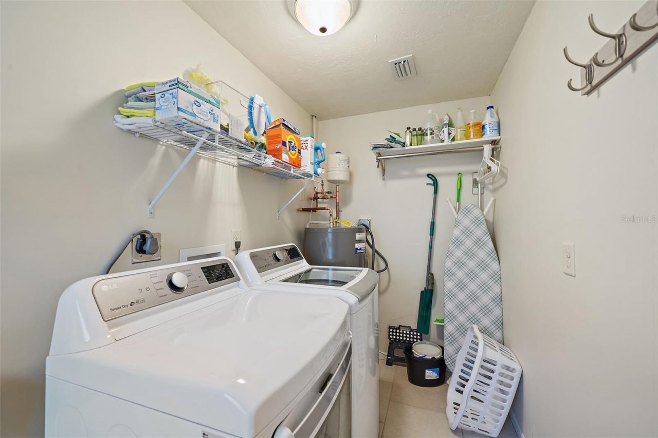 3376 7th Street, Sarasota, FL 34237 Photo
