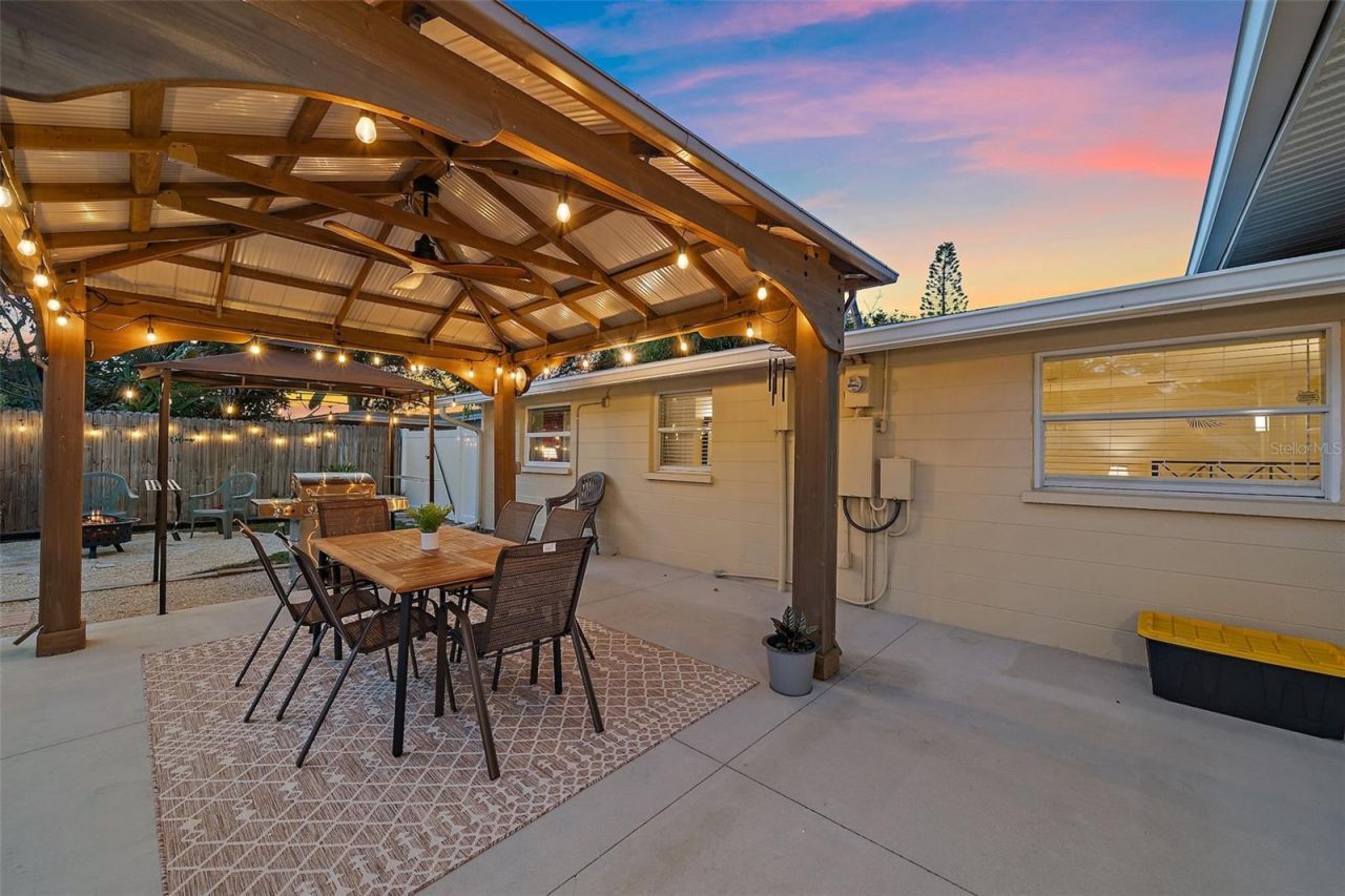 3376 7th Street, Sarasota, FL 34237 Photo
