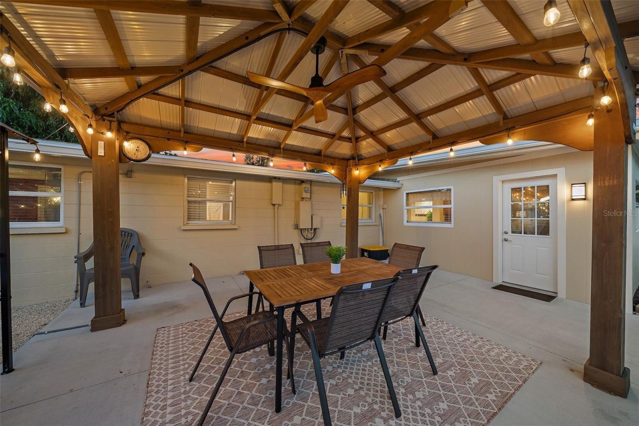 3376 7th Street, Sarasota, FL 34237 Photo