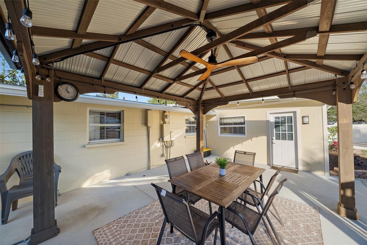 3376 7th Street, Sarasota, FL 34237 Photo