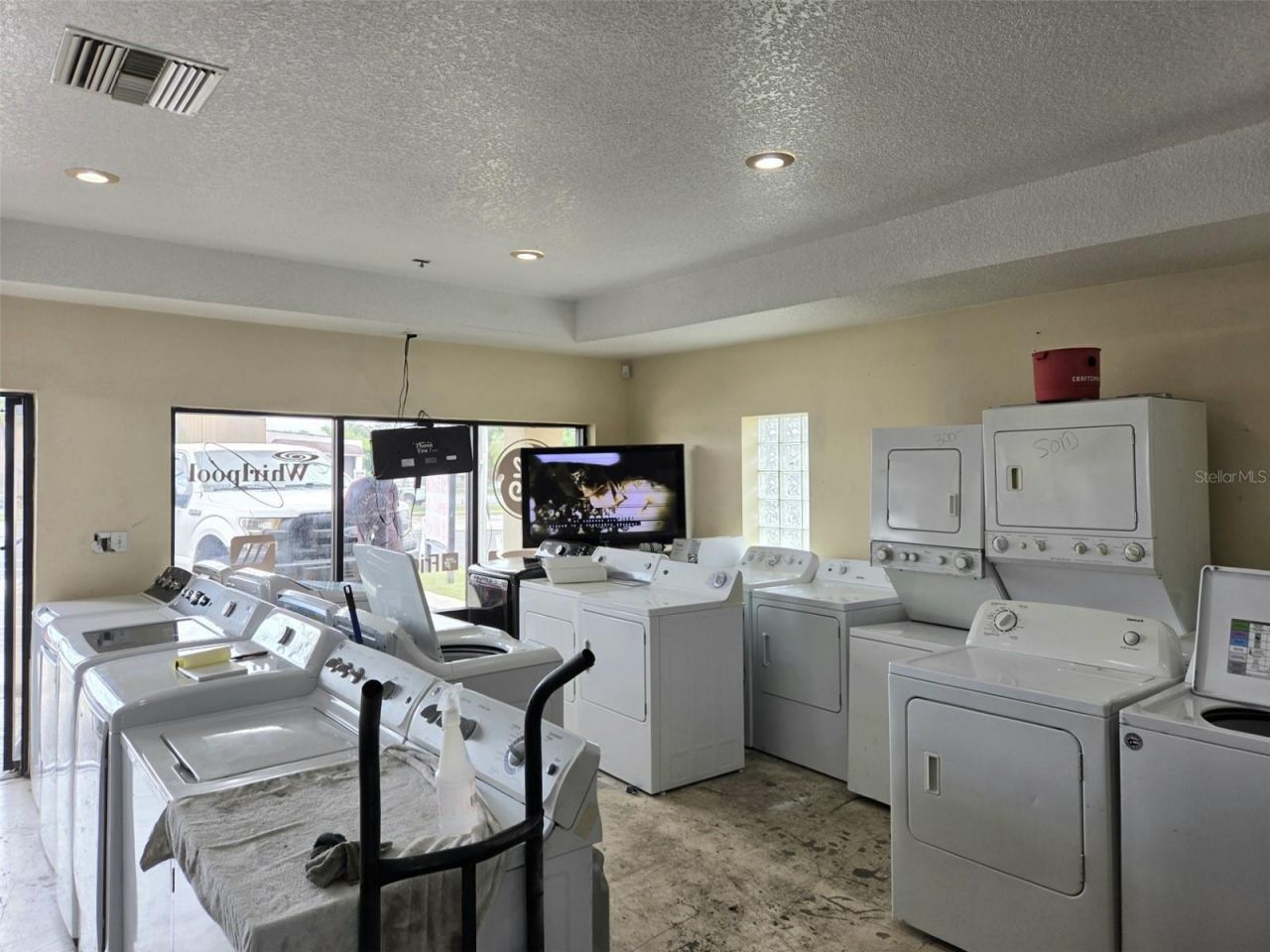 6420 N Orange Blossom Trail, Orlando, FL 32810 Photo