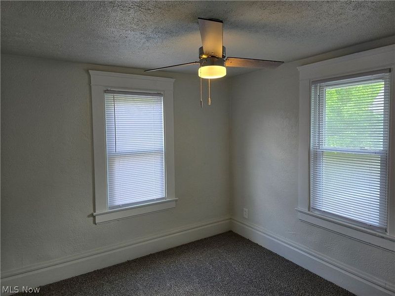 976 Neptune Avenue, Akron, OH 44301 Photo 10