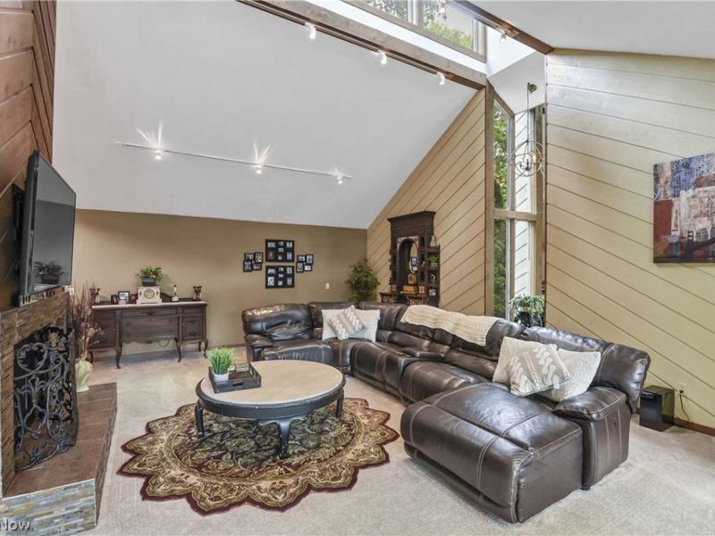 31115 Roxbury Park Drive, Bay Village, OH 44140 Photo 10