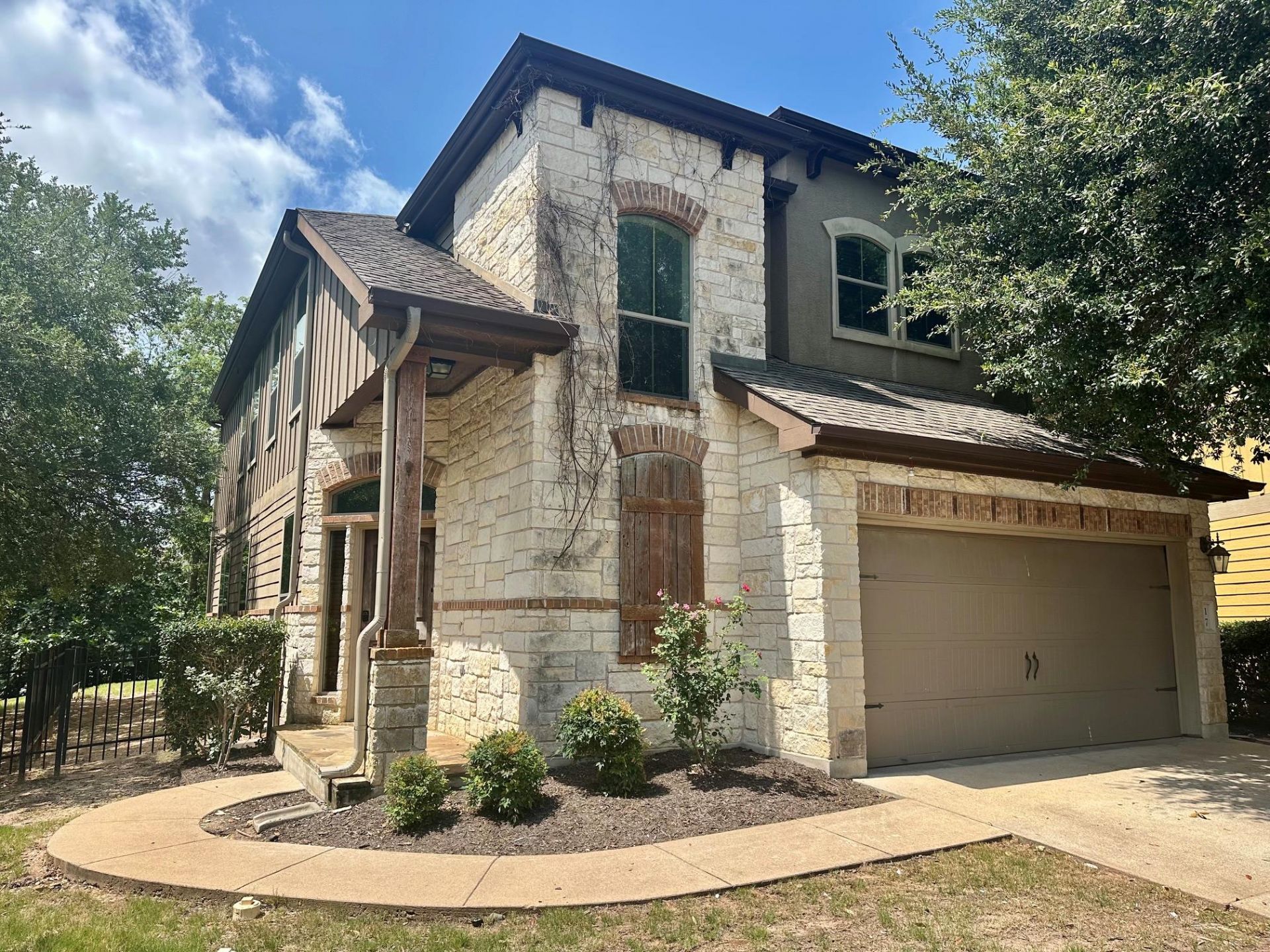 7233 Menchaca Rd, Unit 17, Austin, TX 78745 Main Photo
