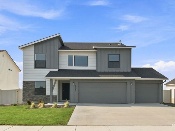 3795 E White Plains St, Nampa, ID 83686