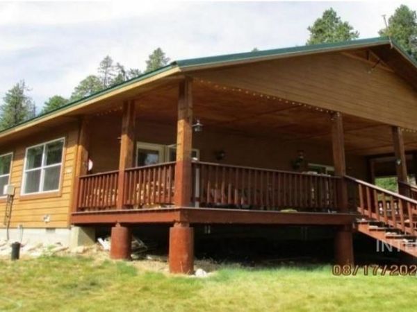 17567 Edwardsburg Rd, Cascade, ID 83611