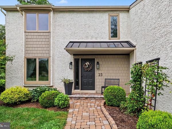 25 E KNOWLTON ROAD, MEDIA, PA 19063