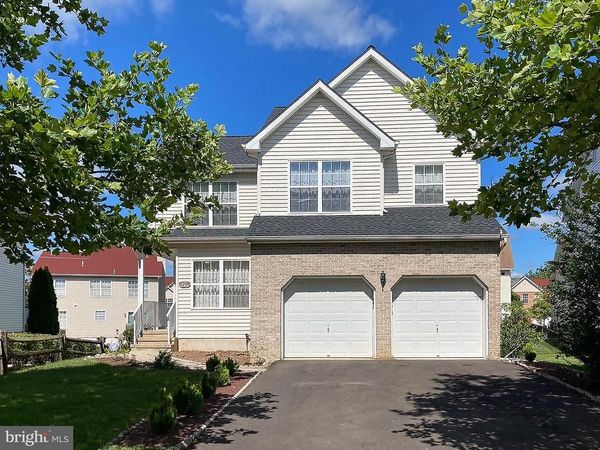 19 RICHARDS ROAD, LAWRENCEVILLE, NJ 08648