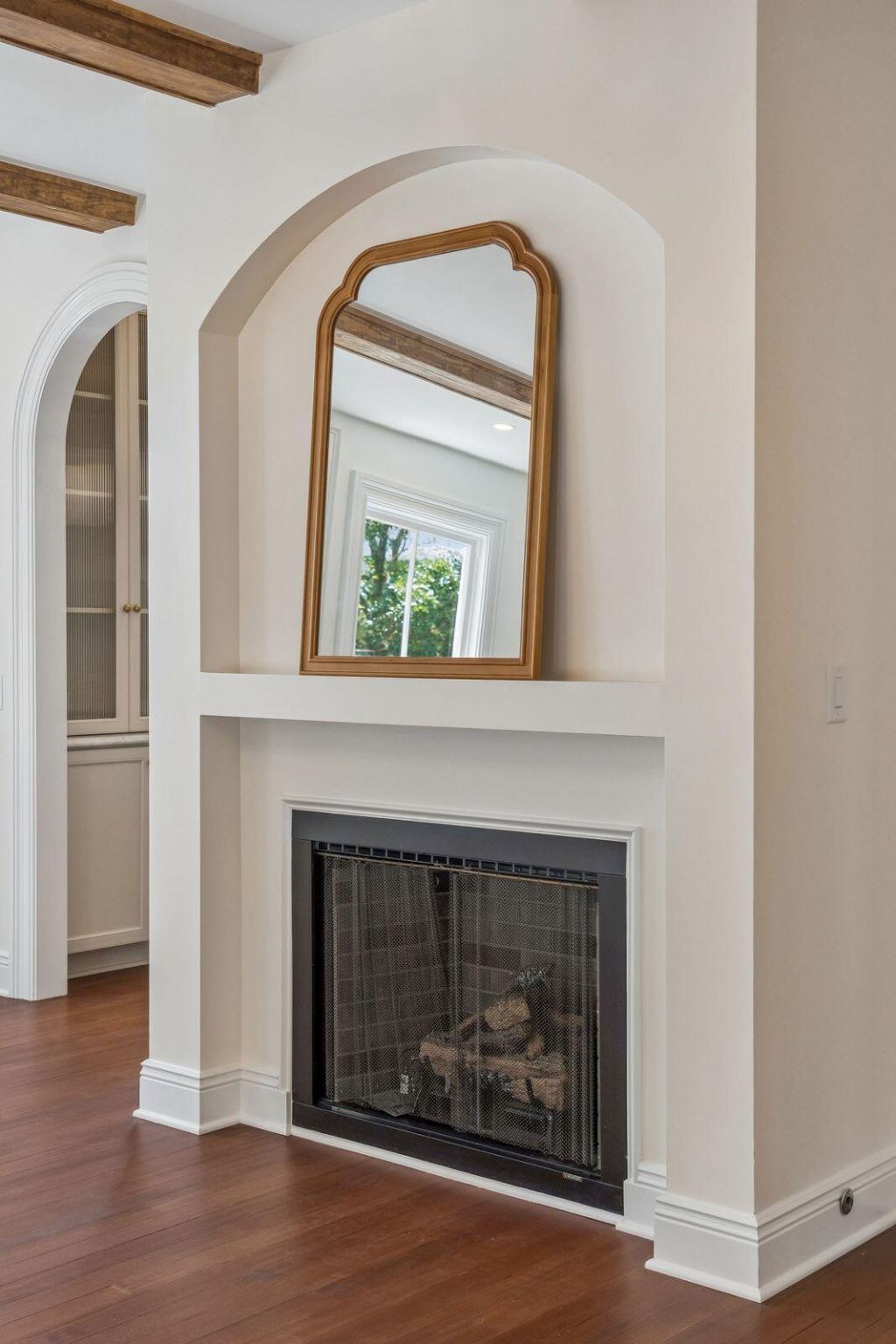 175 1/2 Wentworth Street Photo 36