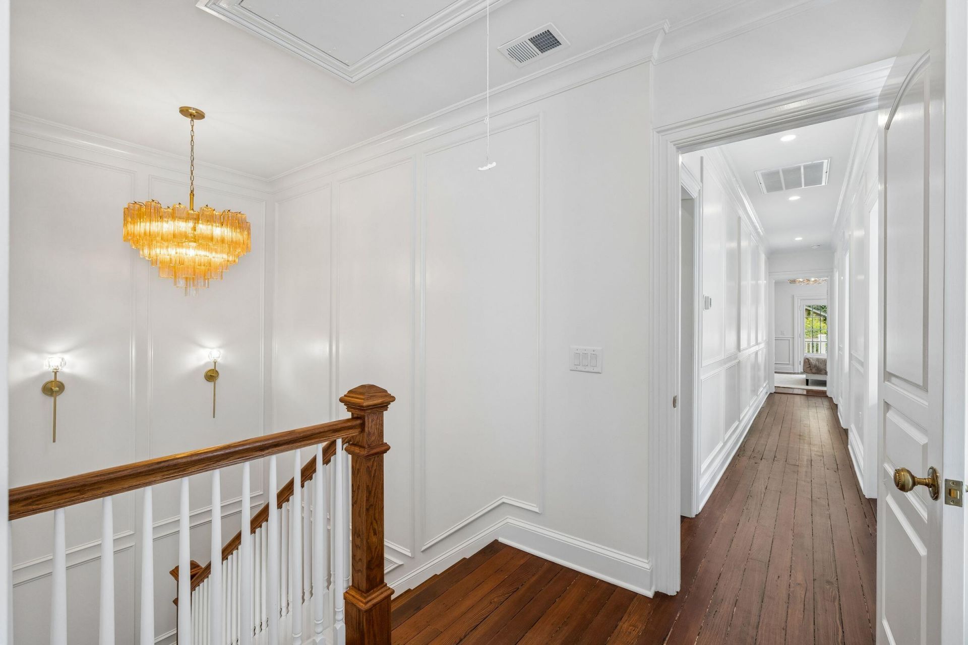 175 1/2 Wentworth Street Photo 44