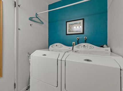 1034 Washoan Boulevard, South Lake Tahoe, CA 96150 Photo