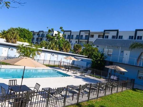 1020 N Victoria Park Road, Unit 23, Fort Lauderdale, FL 33304