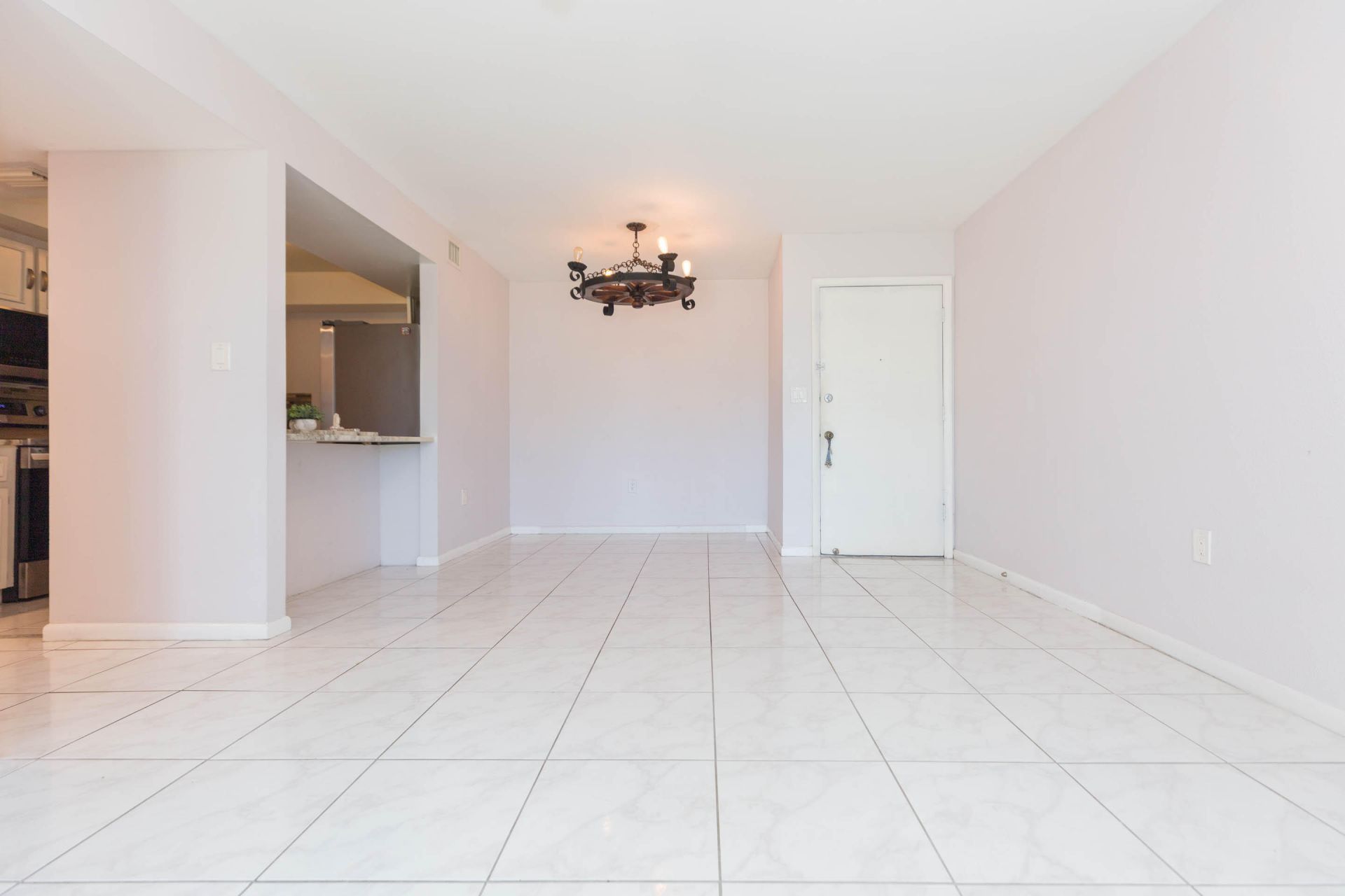 895 N Village Drive N, Unit 204, Saint Petersburg, FL 33716 Photo