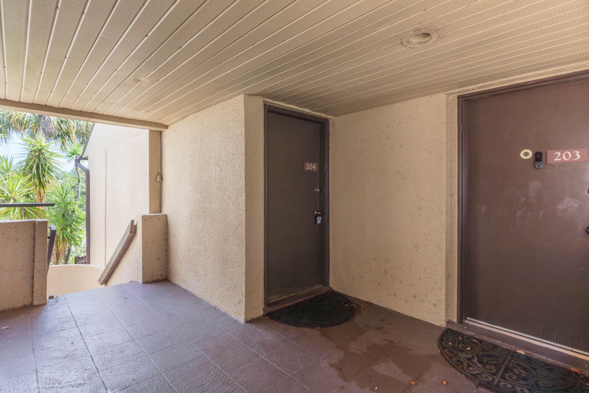 895 N Village Drive N, Unit 204, Saint Petersburg, FL 33716 Photo