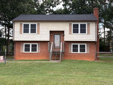 53 Green Hill Dr, Forest, VA 24551