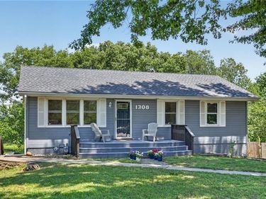 1308 NE 88th Street, Kansas City, MO 64155