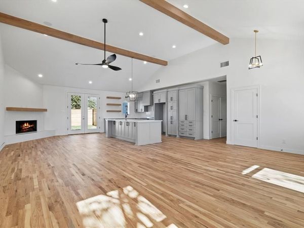 5552 Vaden Street, The Colony, TX 75056