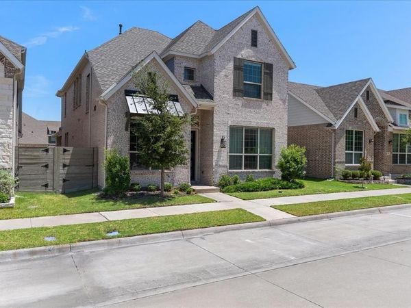 5306 Grand Avenue , Sachse, TX 75048