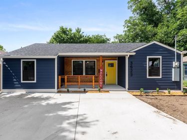 3523 Brandon Street, Dallas, TX 75211