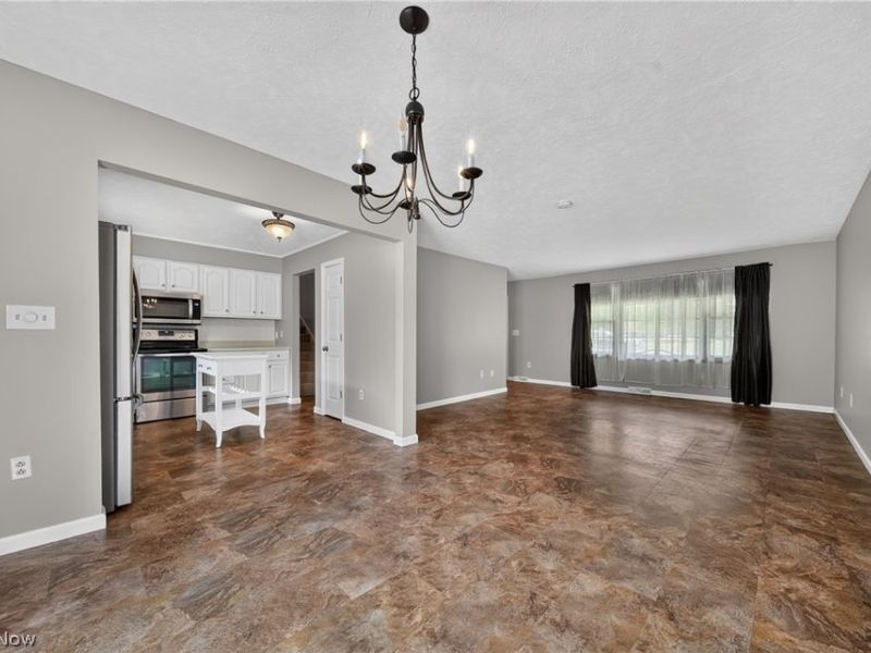90 Meadowridge Drive, Geneva, OH 44041 Photo 7