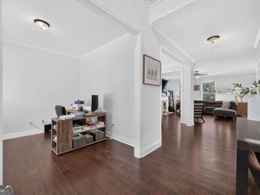 Property Image 6