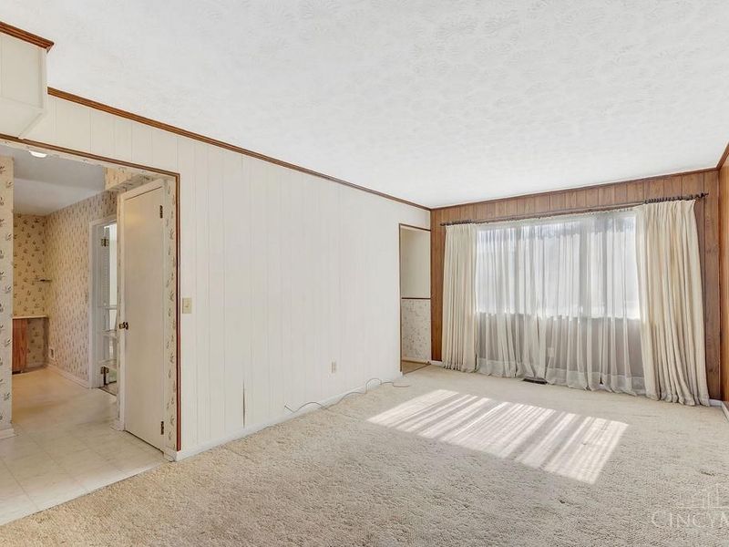 818 Rosetree Lane, Anderson Twp, OH 45230 Photo 12
