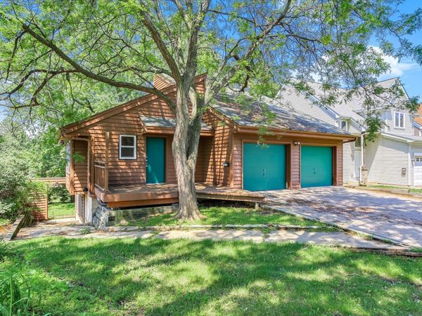 760 1st Avenue NW, New Brighton, MN 55112