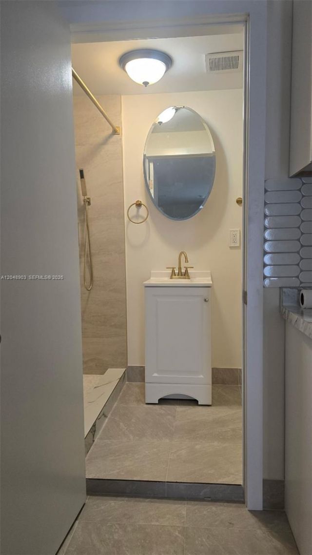 725 SW 1st Ave, Unit 1, Homestead, FL 33030 Photo