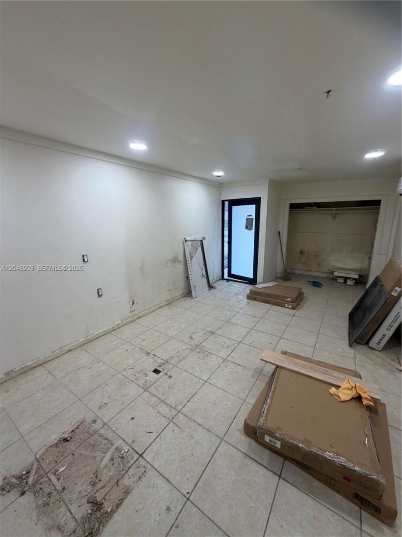725 SW 1st Ave, Unit 1, Homestead, FL 33030 Photo