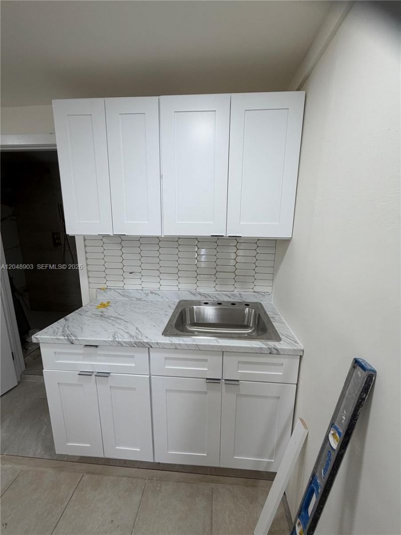 725 SW 1st Ave, Unit 1, Homestead, FL 33030 Photo