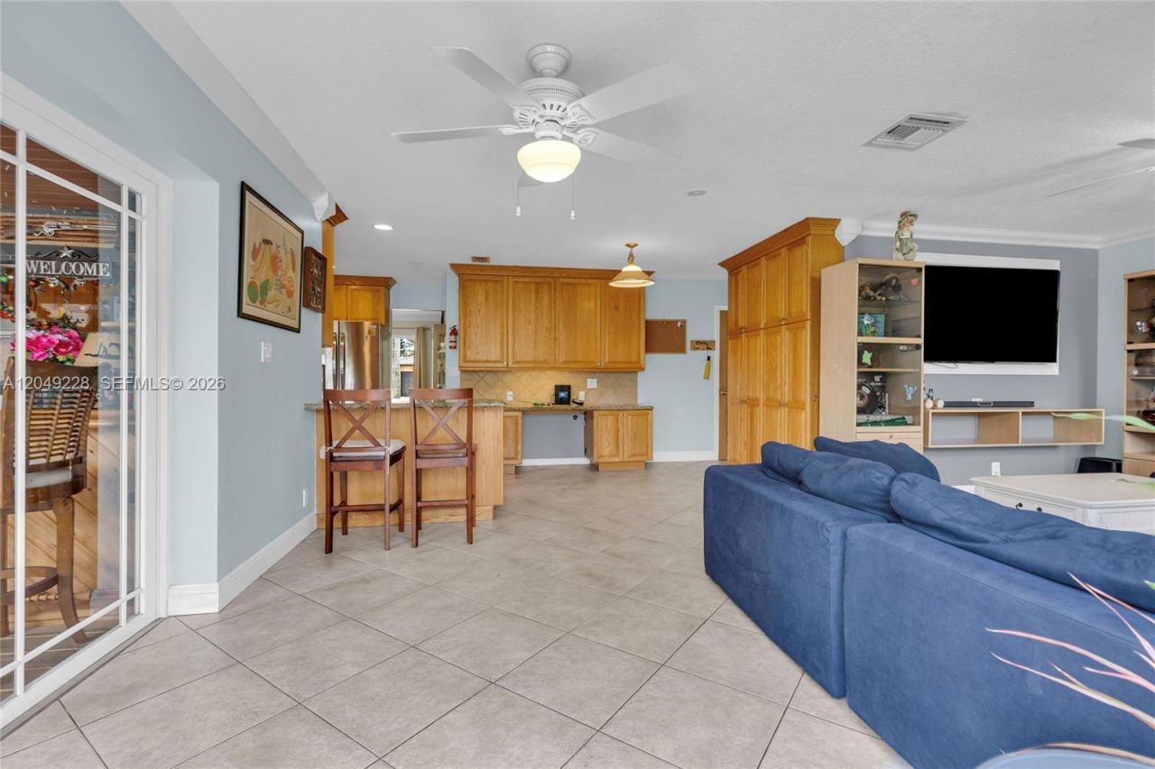 16740 Harbor Ct , Weston, FL 33326 Photo