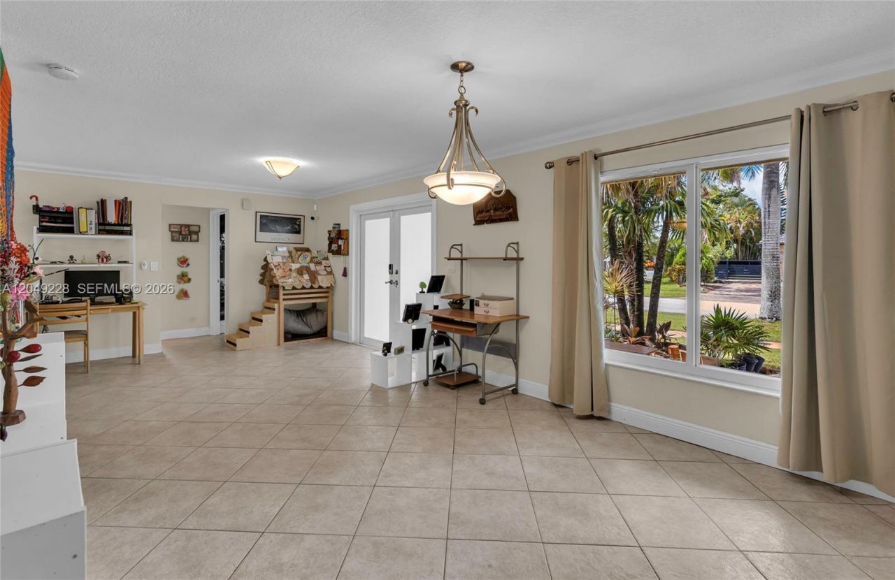 16740 Harbor Ct , Weston, FL 33326 Photo