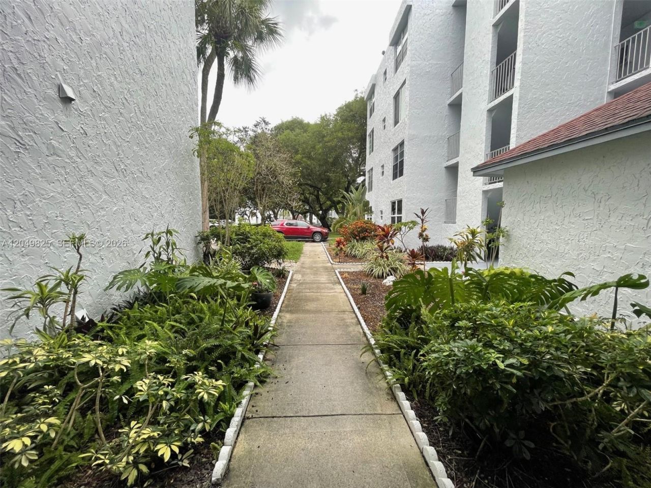 9441 Live Oak Pl , Unit 209, Davie, FL 33324 Photo