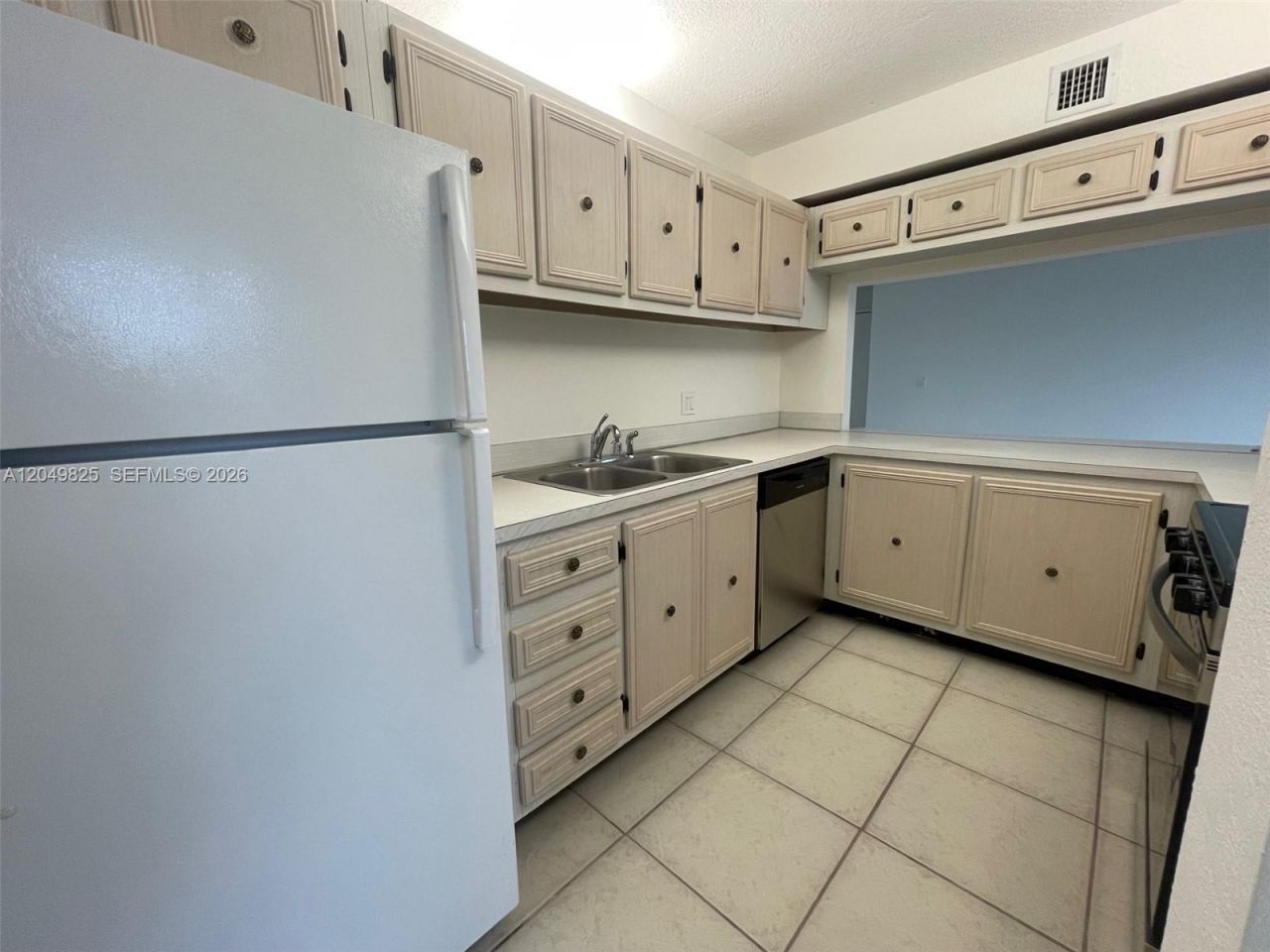 9441 Live Oak Pl , Unit 209, Davie, FL 33324 Photo
