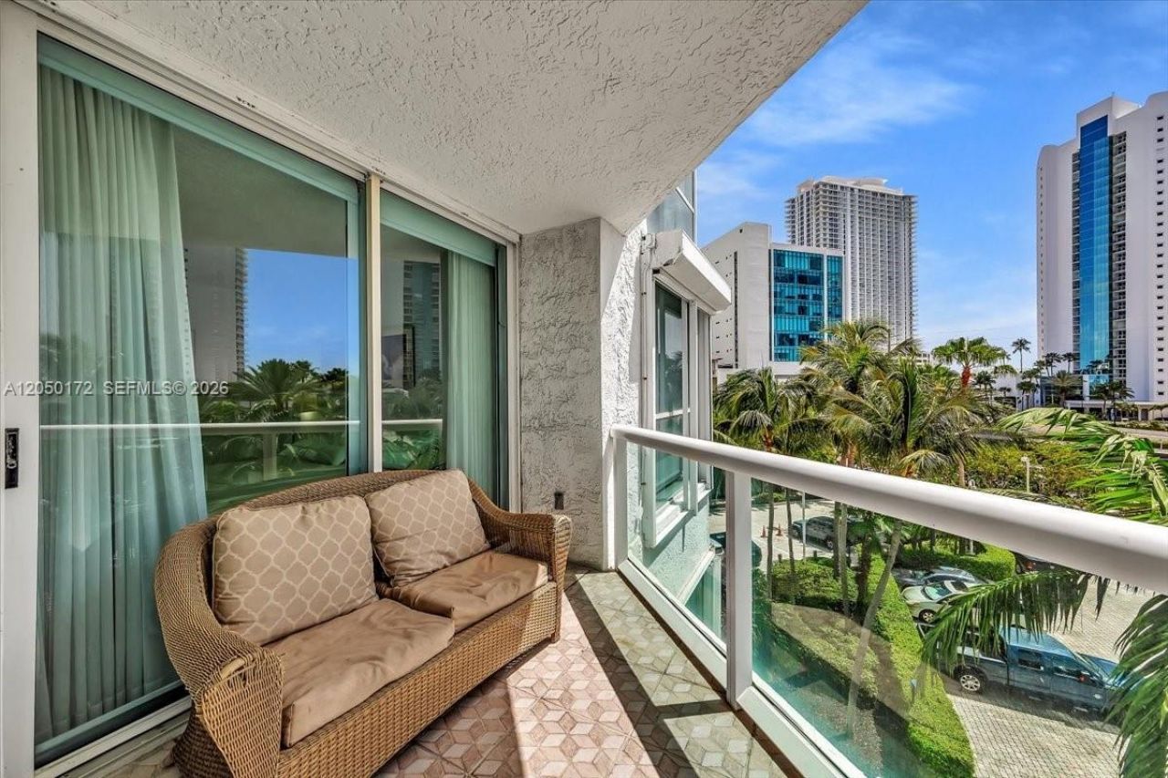 16400 Collins Ave, Unit 342, Sunny Isles Beach, FL 33160 Photo