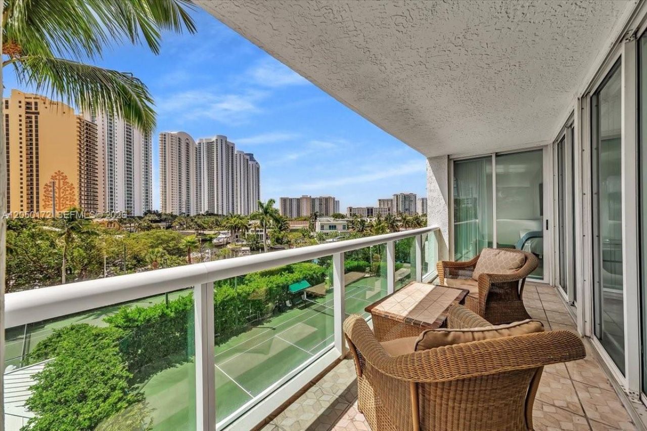 16400 Collins Ave, Unit 342, Sunny Isles Beach, FL 33160 Photo