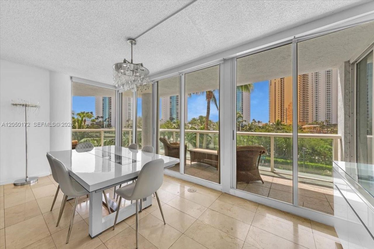 16400 Collins Ave, Unit 342, Sunny Isles Beach, FL 33160 Photo
