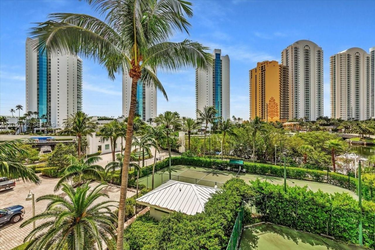 16400 Collins Ave, Unit 342, Sunny Isles Beach, FL 33160 Photo