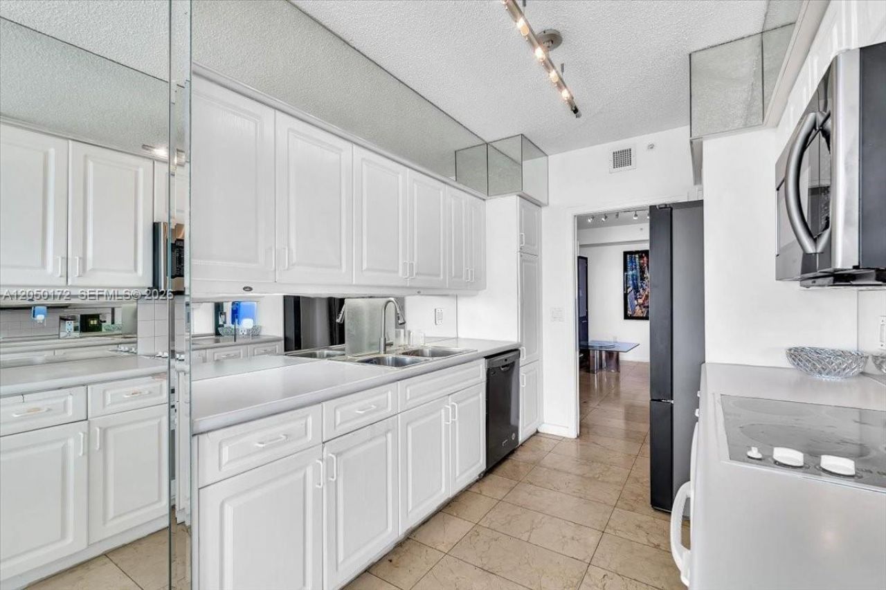 16400 Collins Ave, Unit 342, Sunny Isles Beach, FL 33160 Photo
