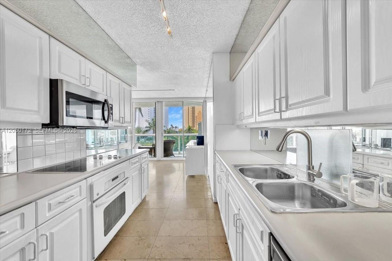 16400 Collins Ave, Unit 342, Sunny Isles Beach, FL 33160 Photo